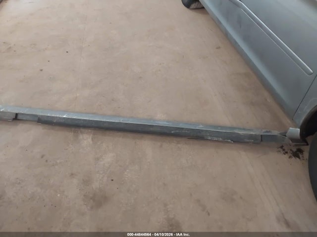 44844564 :رقم المزاد ، 5FNRL3H60AB107755 vin ، 2010 Honda Odyssey Ex-l مزاد بيع
