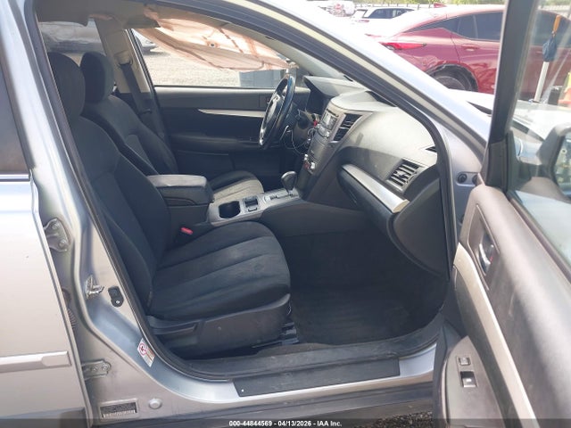 Aukcja sprzedaży 2013 Subaru Outback 2.5i Premium, vin: 4S4BRCCC9D3279812, numer aukcji: 44844569