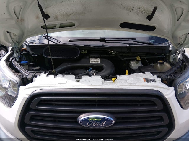 44844575 :رقم المزاد ، 1FTYE2CM0KKB61762 vin ، 2019 Ford Transit-150 مزاد بيع