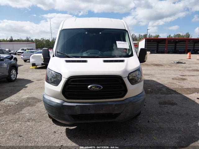 44844575 :رقم المزاد ، 1FTYE2CM0KKB61762 vin ، 2019 Ford Transit-150 مزاد بيع
