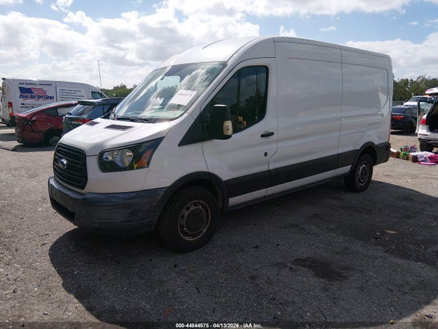 44844575 :رقم المزاد ، 1FTYE2CM0KKB61762 vin ، 2019 Ford Transit-150 مزاد بيع