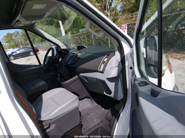 44844575 :رقم المزاد ، 1FTYE2CM0KKB61762 vin ، 2019 Ford Transit-150 مزاد بيع