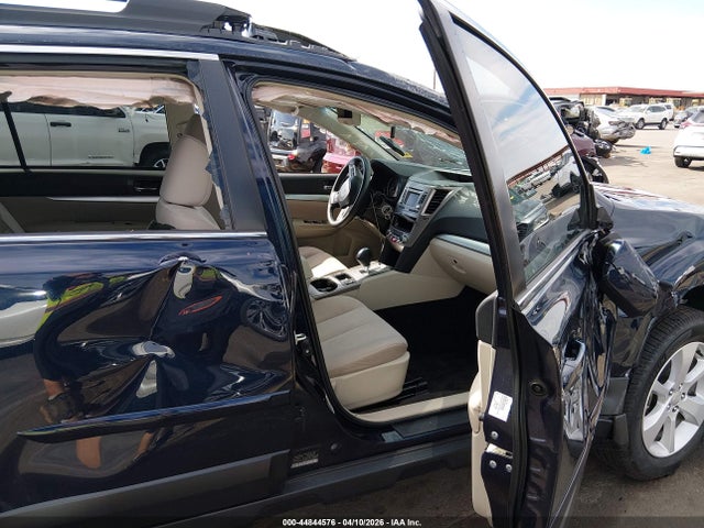 44844576 :رقم المزاد ، 4S4BRBCC8E3247168 vin ، 2014 Subaru Outback 2.5i Premium مزاد بيع