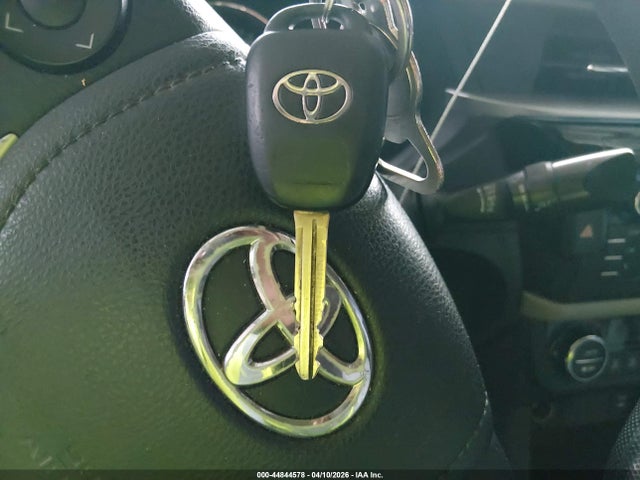 5YFBURHE2FP287857 Toyota COROLLA LE