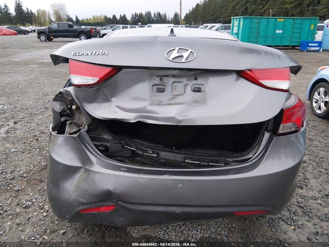 2013 Hyundai Elantra Gls/limited მანქანა იყიდება აუქციონზე, vin: 5NPDH4AE5DH185294, აუქციონის ნომერი: 44844582