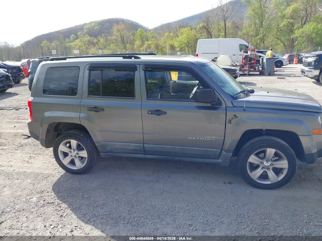 44844589 :رقم المزاد ، 1J4NF1GB8BD223121 vin ، 2011 Jeep Patriot Sport مزاد بيع