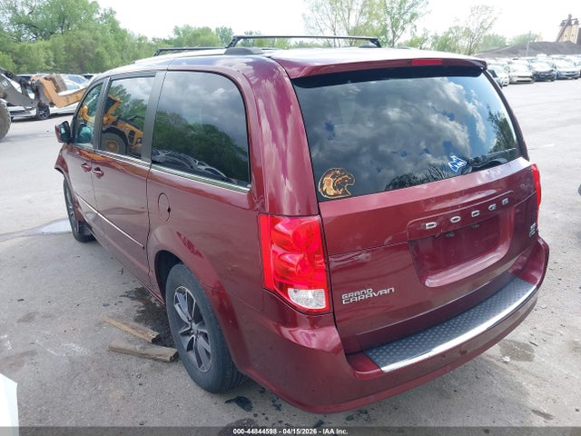 44844598 :رقم المزاد ، 2C4RDGCG9HR696078 vin ، 2017 Dodge Grand Caravan Sxt مزاد بيع