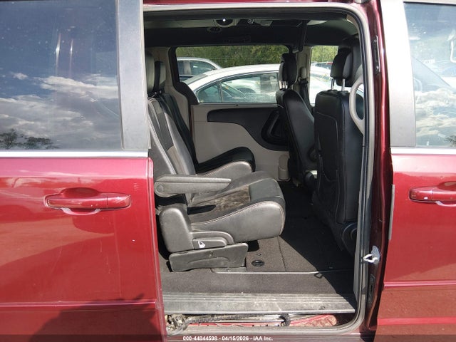 44844598 :رقم المزاد ، 2C4RDGCG9HR696078 vin ، 2017 Dodge Grand Caravan Sxt مزاد بيع
