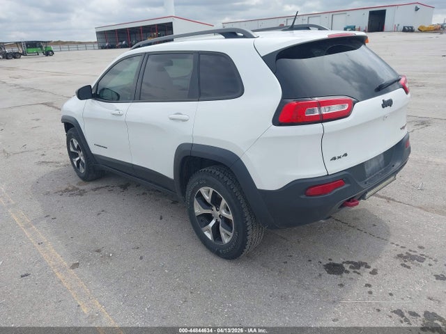 Продажа на аукционе авто 2015 Jeep Cherokee Trailhawk, vin: 1C4PJMBS7FW786810, номер лота: 44844634