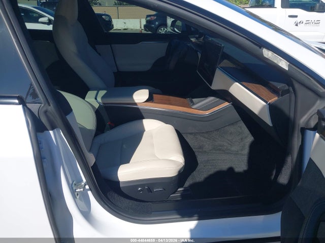 44844659 :رقم المزاد ، 5YJSA1E50NF459067 vin ، 2022 Tesla Model S Dual Motor All-wheel Drive مزاد بيع