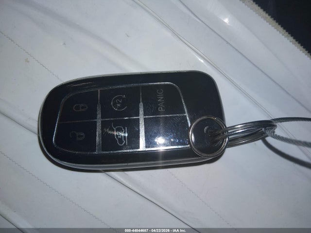 Aukcja sprzedaży 2015 Chrysler 300c, vin: 2C3CCAEG9FH922601, numer aukcji: 44844687