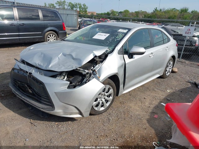 2025 Toyota Corolla Le მანქანა იყიდება აუქციონზე, vin: 5YFB4MDE8SP320783, აუქციონის ნომერი: 44844706