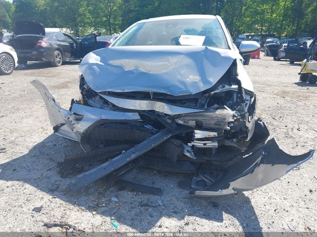 44844725 :رقم المزاد ، 5YFEPMAE4NP381030 vin ، 2022 Toyota Corolla Le مزاد بيع