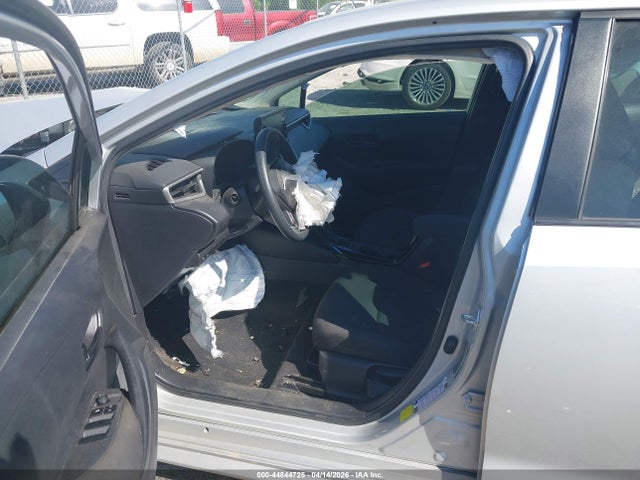 44844725 :رقم المزاد ، 5YFEPMAE4NP381030 vin ، 2022 Toyota Corolla Le مزاد بيع