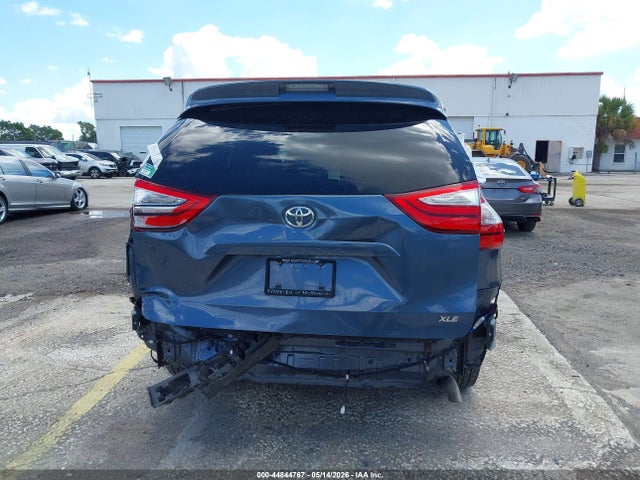 Aukcja sprzedaży 2015 Toyota Sienna Xle Premium 8 Passenger, vin: 5TDYK3DC8FS655953, numer aukcji: 44844767