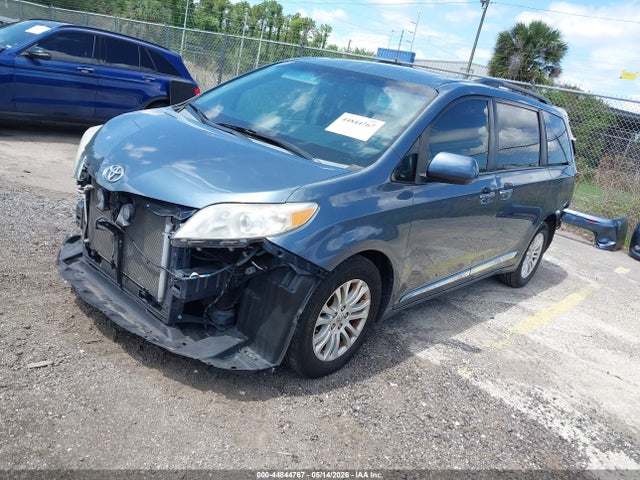Aukcja sprzedaży 2015 Toyota Sienna Xle Premium 8 Passenger, vin: 5TDYK3DC8FS655953, numer aukcji: 44844767