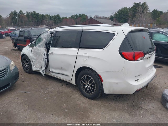 Продаж на аукціоні авто 2018 Chrysler Pacifica Hybrid Limited, vin: 2C4RC1N73JR130713, номер лоту: 44844781