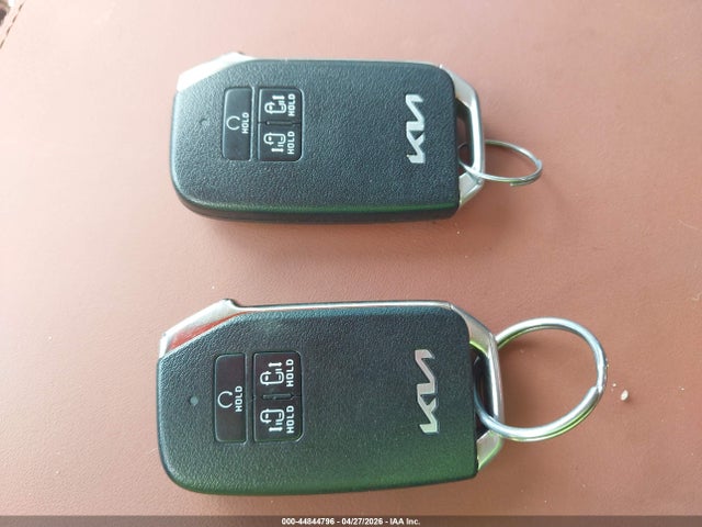 Продажа на аукционе авто 2022 Kia Carnival Mpv Sx Prestige, vin: KNDNE5H3XN6167618, номер лота: 44844796