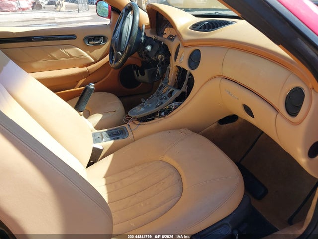 44844799 :رقم المزاد ، ZAMBB18AX40014107 vin ، 2004 Maserati Spyder Cambiocorsa/gt مزاد بيع