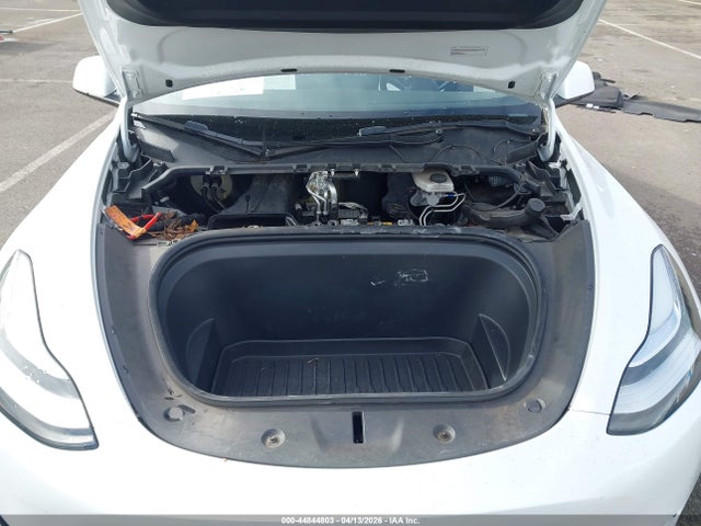 2022 Tesla Model Y Long Range Dual Motor All-wheel Drive მანქანა იყიდება აუქციონზე, vin: 7SAYGDEE4NF324090, აუქციონის ნომერი: 44844803