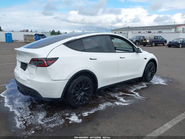 2022 Tesla Model Y Long Range Dual Motor All-wheel Drive მანქანა იყიდება აუქციონზე, vin: 7SAYGDEE4NF324090, აუქციონის ნომერი: 44844803