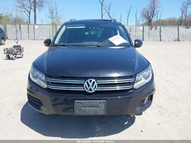 2017 Volkswagen Tiguan 2.0t Wolfsburg Edition მანქანა იყიდება აუქციონზე, vin: WVGSV7AX8HK009703, აუქციონის ნომერი: 44844805