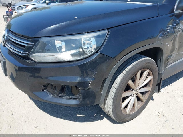 2017 Volkswagen Tiguan 2.0t Wolfsburg Edition მანქანა იყიდება აუქციონზე, vin: WVGSV7AX8HK009703, აუქციონის ნომერი: 44844805