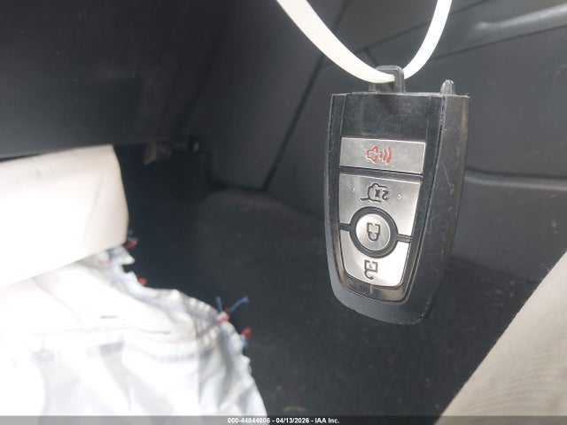 Продаж на аукціоні авто 2020 Ford Explorer Xlt, vin: 1FMSK7DH0LGB47809, номер лоту: 44844806
