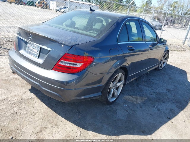 Продаж на аукціоні авто 2014 Mercedes-benz C 250 Sport, vin: WDDGF4HB7EA968081, номер лоту: 44844820
