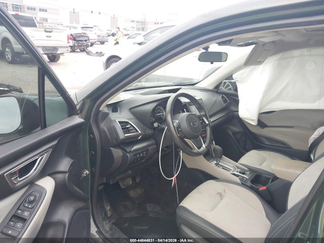 2022 Subaru Forester Premium მანქანა იყიდება აუქციონზე, vin: JF2SKAEC5NH496516, აუქციონის ნომერი: 44844831