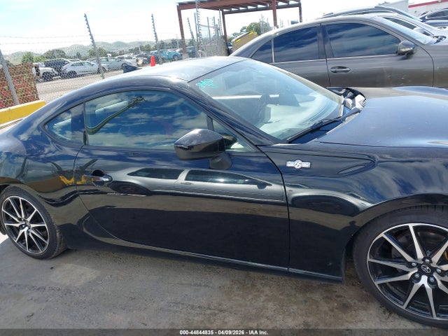 Scion FR-S 2015 JF1ZNAA12F9709769 Image 13