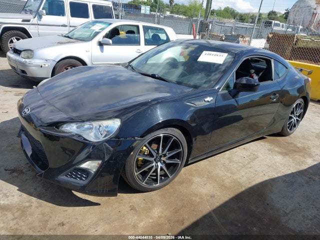 Scion FR-S 2015 JF1ZNAA12F9709769 Image 2