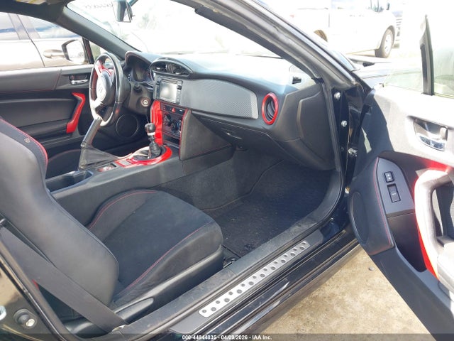 Scion FR-S 2015 JF1ZNAA12F9709769 Image 5