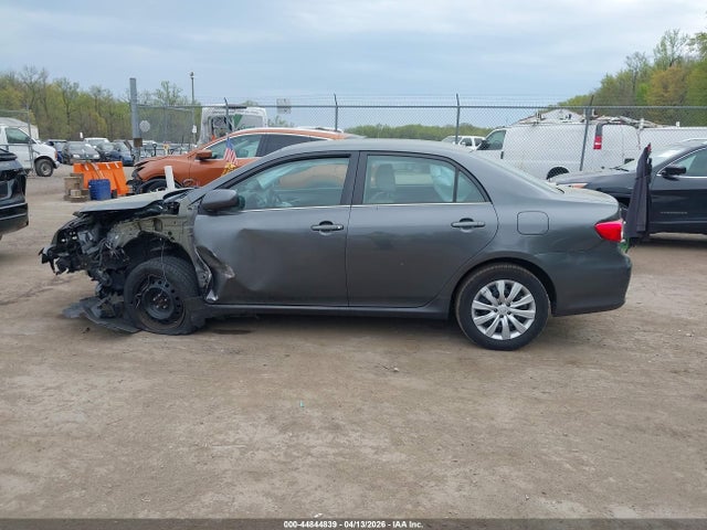 Продаж на аукціоні авто 2013 Toyota Corolla Le, vin: 2T1BU4EE3DC105894, номер лоту: 44844839