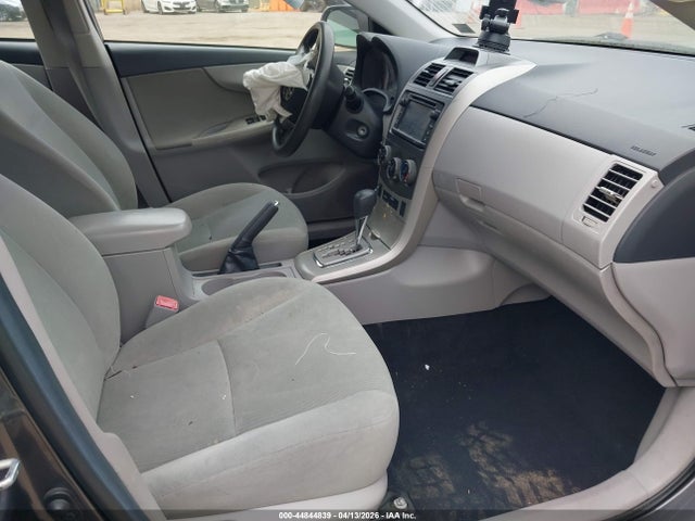 Продаж на аукціоні авто 2013 Toyota Corolla Le, vin: 2T1BU4EE3DC105894, номер лоту: 44844839