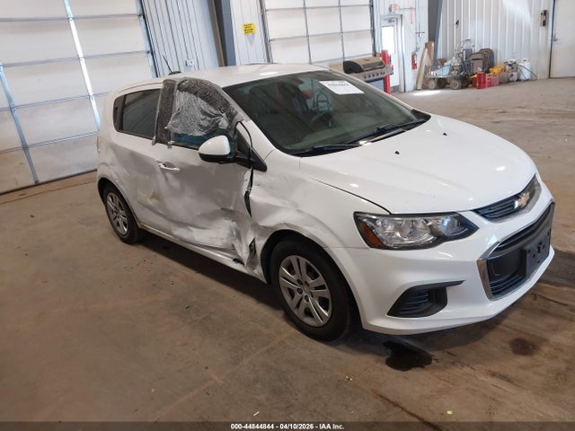 44844844 :رقم المزاد ، 1G1JG6SB2K4142906 vin ، 2019 Chevrolet Sonic Lt Auto مزاد بيع