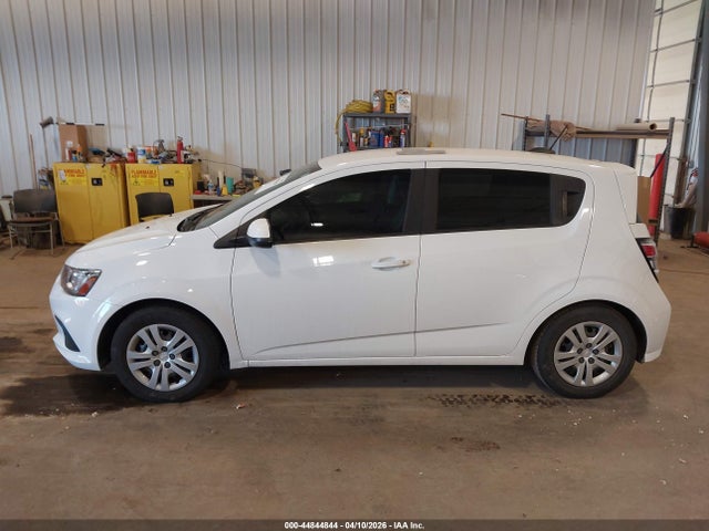 44844844 :رقم المزاد ، 1G1JG6SB2K4142906 vin ، 2019 Chevrolet Sonic Lt Auto مزاد بيع