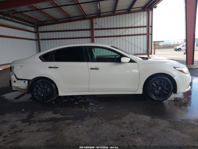 1N4AL3AP4JC212821 Nissan Altima 2.5 S