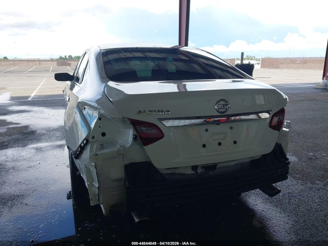1N4AL3AP4JC212821 Nissan Altima 2.5 S
