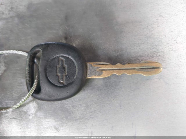 2001 CHEVROLET SUBURBAN 1500 3GNFK16T41G166781 Photo 10