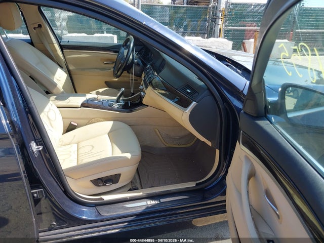 44844855 :رقم المزاد ، WBAFR1C57BC747588 vin ، 2011 Bmw 528i مزاد بيع