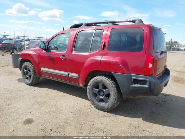 2005 NISSAN XTERRA 5N1AN08U65C652796 Photo 2