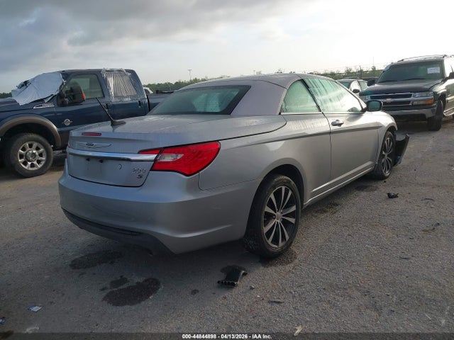 Aukcja sprzedaży 2014 Chrysler 200 S, vin: 1C3BCBGG1EN135226, numer aukcji: 44844898