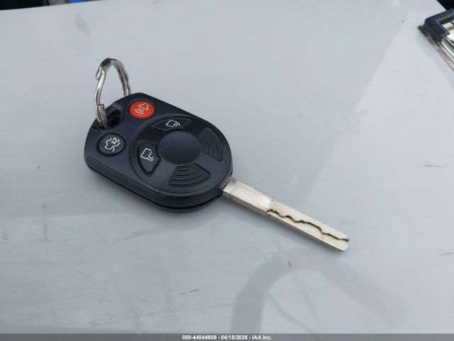 44844909 :رقم المزاد ، 1FMCU0GX3FUC61723 vin ، 2015 Ford Escape Se مزاد بيع