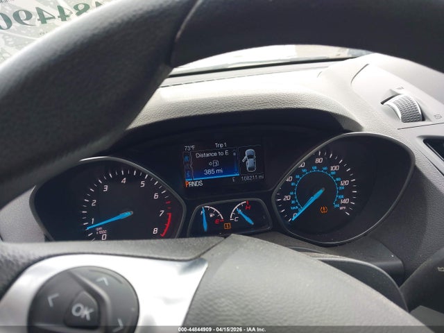 44844909 :رقم المزاد ، 1FMCU0GX3FUC61723 vin ، 2015 Ford Escape Se مزاد بيع