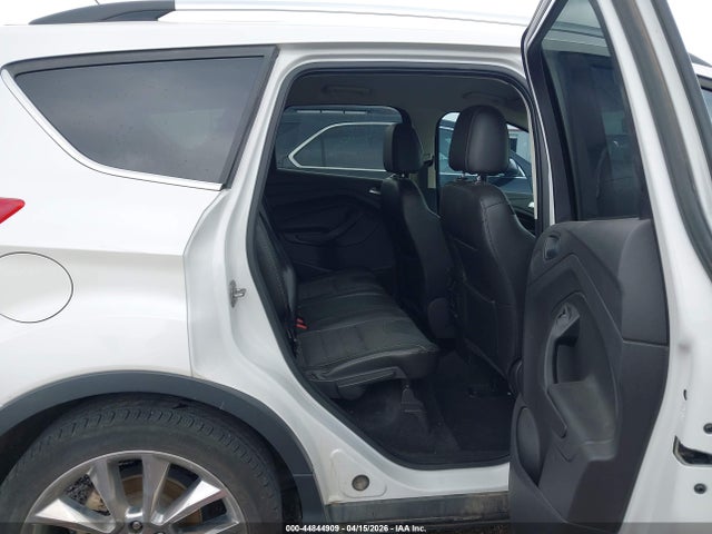 44844909 :رقم المزاد ، 1FMCU0GX3FUC61723 vin ، 2015 Ford Escape Se مزاد بيع