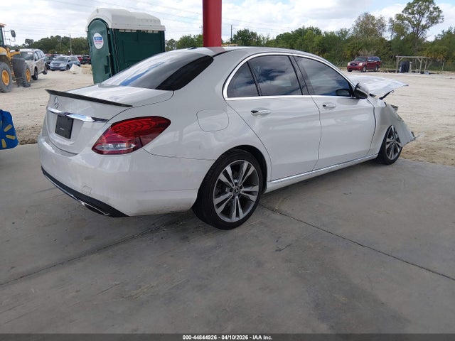 2018 Mercedes-benz C 300 მანქანა იყიდება აუქციონზე, vin: 55SWF4JB6JU256726, აუქციონის ნომერი: 44844926