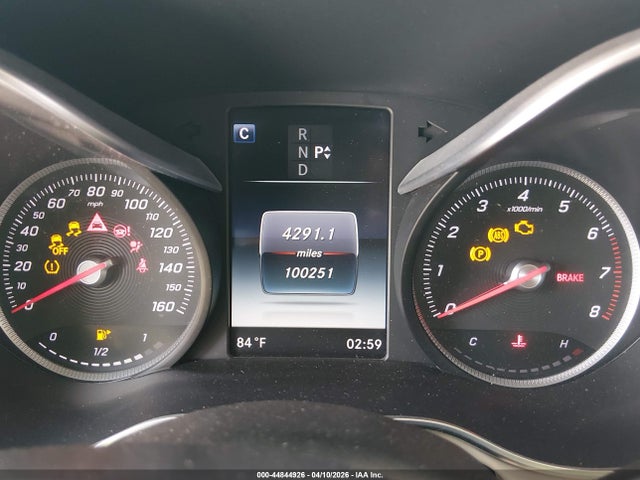 2018 Mercedes-benz C 300 მანქანა იყიდება აუქციონზე, vin: 55SWF4JB6JU256726, აუქციონის ნომერი: 44844926