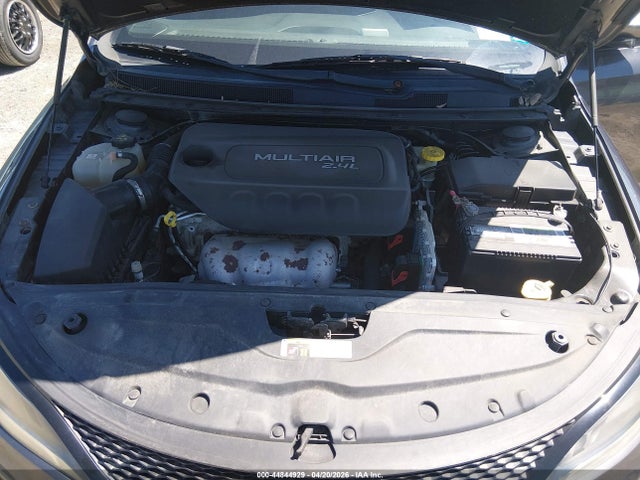 Продаж на аукціоні авто 2015 Chrysler 200 S, vin: 1C3CCCBB5FN760171, номер лоту: 44844929