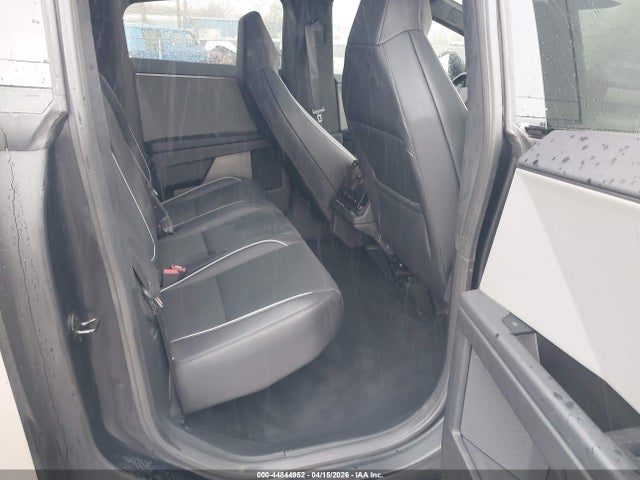 44844952 :رقم المزاد ، 7G2CEHED0SA062523 vin ، 2025 Tesla Cybertruck All-wheel Drive مزاد بيع